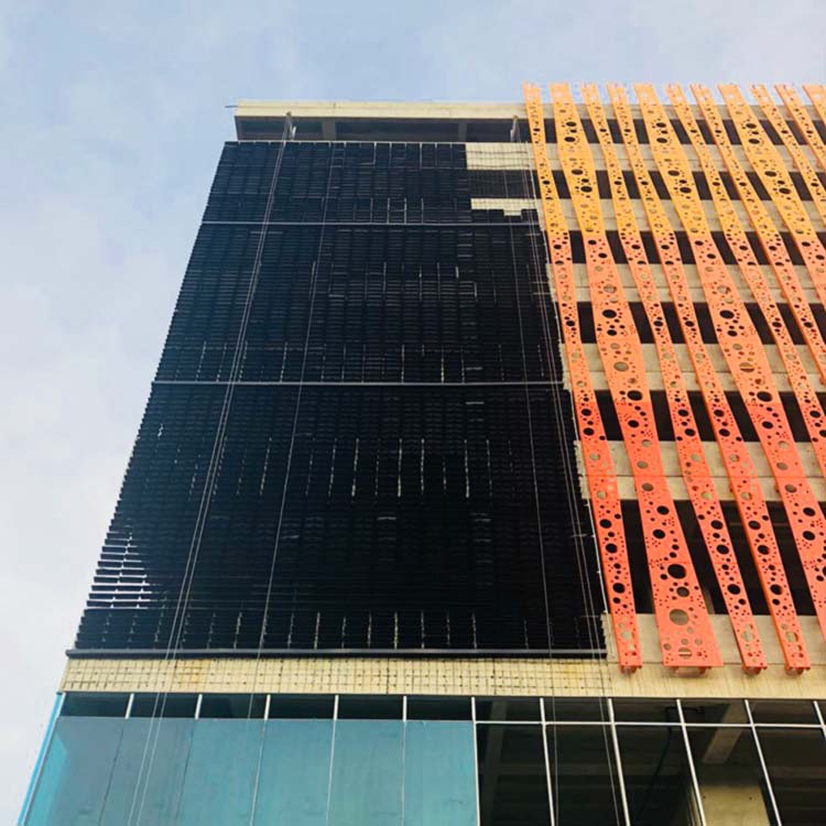 muro verde naranja